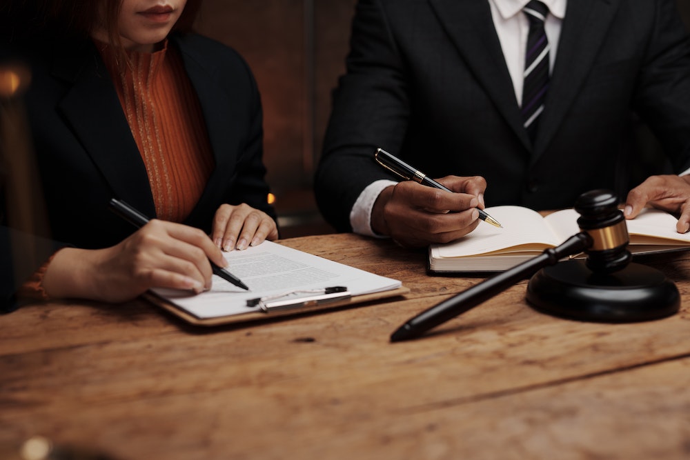 La clause d'exclusivité : un mécanisme essentiel à connaître et à maîtriser