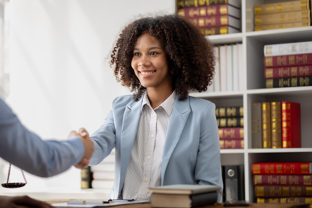 L'importance de la révision juridique lors de la rédaction d'un contrat