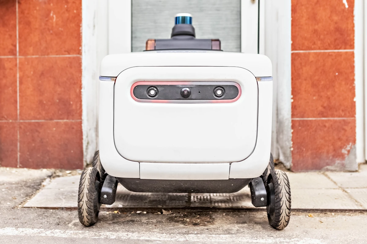 La régulation des véhicules autonomes et les responsabilités en cas d'accident : une analyse juridique